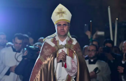 L'arcivescovo Lorefice in processione a Sferracavallo: &laquo;Nessuno pu&ograve; pensare di intimidire, nessuno ha paura&raquo;