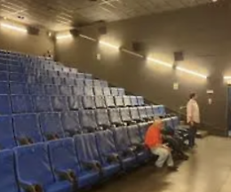Ragusa, grave episodio di vandalismo al cinema Madison