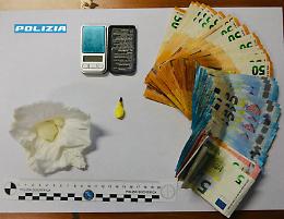 Ragusa, arrestato un 24enne per spaccio di stupefacenti