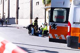 Attacco a Modena, Meloni rientra in Italia: oggi in citt&agrave; con Mattarella. Il dolore della comunit&agrave;
