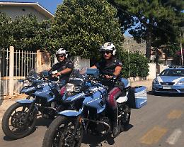 Droga tra i cibi in frigo a Mondello: incastrato un noto pusher palermitano