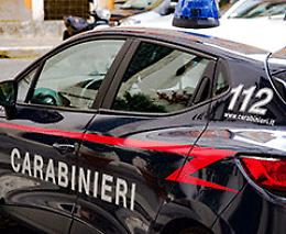 Abusi sulla figlia della compagna: arrestato 51enne