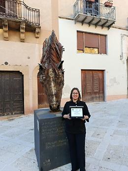Premio Navarro, trionfo per Valentina Raffa: il suo giallo &ldquo;Assurdo ma vero&rdquo; conquista il primo posto a Sambuca di Sicilia