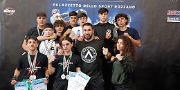 Leoni-da&rsquo;s Academy trionfa ai Campionati Nazionali Fight1: 4 ori, 6 argenti e 2 bronzi

