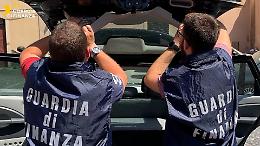 Aveva 2 chili di cocaina, marijuana e crack, arrestato corriere della droga
