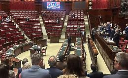 L'eco di Matteotti fa ancora paura? I banchi vuoti della maggioranza che imbarazzano Montecitorio 