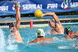 Derby infuocato alla &ldquo;Caldarella&rdquo;: l'Ortigia batte il Telimar (20-18) e si assicura il fattore campo nei play-out