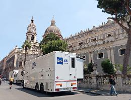 Domenica su Rai1 la Messa in diretta sar&agrave; quella di Catania, poi toccher&agrave; all'Angelus del Papa da San Pietro