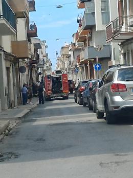 Vittoria, ancora allarme incendi: stavolta in pieno centro abitato