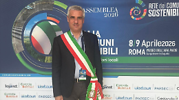 Santo Stefano Quisquina: sindaco minacciato in presenza, poi auto danneggiata