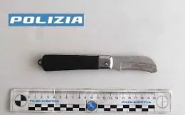 Violenza e minaccia a pubblico ufficiale, la polizia arresta un 22enne a Vittoria