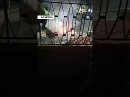 Auto in fiamme la notte scorsa in via XX Settembre a San Gregorio: paura, ma nessun ferito