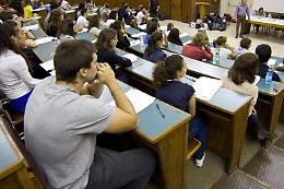 Prestito d'onore, in cinque giorni gi&agrave; 458 domande: "vola" la misura a sostegno degli studenti universitari siciliani 