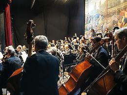 Modica, un grande concerto sinfonico chiude la stagione "In teatro musica" del Garibaldi
