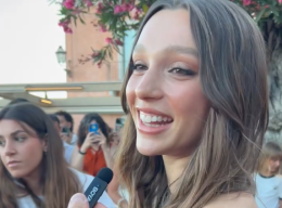 La cantautrice Sarah Toscano riceve il Taormina Film Festival Best Music Award: &laquo;Sono gasatissima&raquo;