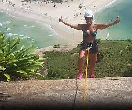 Precipita nel vuoto e muore prima di una discesa in corda doppia alle Grutas do Spar