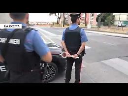 I narcos di via Capo Passero devono chiudere bottega: sequestri di droga e arresti VIDEO 