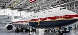 Donald Trump visita il nuovo Air Force One donato dal Qatar: primi voli preliminari