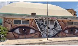 Modica, il murale che trasforma il dolore in un messaggio di speranza