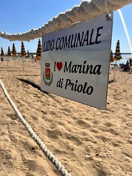 Priolo Gargallo, servizi di guardiania imposti su lidi e parcheggi: cinque arresti per estorsione, armi e spaccio