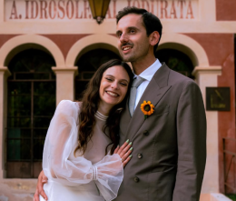 Francesca Michielin sposa un ex saltatore in alto: abito semplice e giro in Vespa