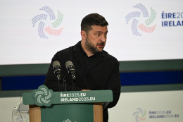 Zelensky e Zaluzhny faccia a faccia: la candidatura del generale rischia di spaccare l'Ucraina