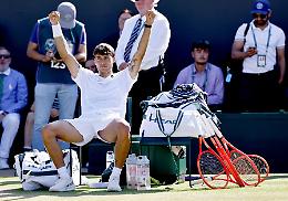 L'urlo di Flavio Cobolli a Wimbledon in siciliano: "Cafuddamu!"