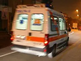 Messina, investe due coniugi a bordo di una moto e fugge: caccia al pirata
