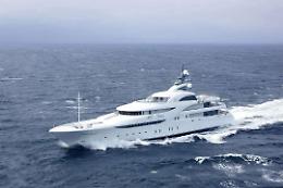 Fuga nell'Artico: lo yacht di Putin si nasconde a Severomorsk