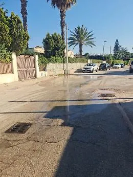 Agrigento, rubinetti a secco e strade allagate: l'assessore comunale attacca il gestore idrico