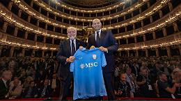 Il Napoli di Allegri nasce al San Carlo: &laquo;Ora lavoriamo, la squadra &egrave; gi&agrave; forte&raquo;