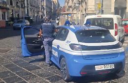 Ruba l'incasso alla titolare di una ferramenta, il marito lo di lei blocca in strada: arrestato