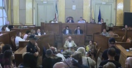 Caso Maddalusa, in Consiglio comunale passa la mozione: "Acqua per tutti i residenti, &egrave; un diritto umano"