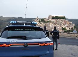 Ragusa, era affidato in prova ai servizi sociali ma intanto picchiava la convivente: arrestato