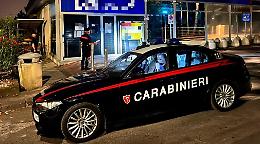 Pedara,  assalto notturno al supermercato: i Carabinieri sventano il colpo