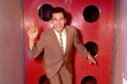 Mister "Boom Boom" ci lascia a 89 anni portando via il ritmo di una generazione 