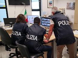  Il furto al duty-free finisce male per un passeggero all'aeroporto di Catania: la polizia lo ferma in aereo 