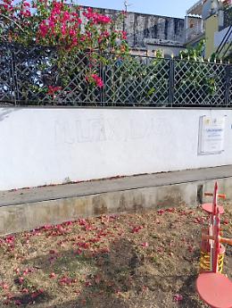 Sfregio a Franco Battiato: vandali distruggono il murale sul lungomare di Riposto