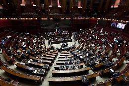 Riforma elettorale, la maggioranza frena e scoppia la protesta per l'emendamento "anti-frammentazione"
