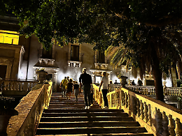 Rosso di sera: visite notturne a Villa Cerami il 25 luglio 2026