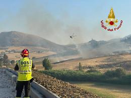 Ondata di caldo in Sicilia, inferno nel Palermitano tra black out elettrici e incendi