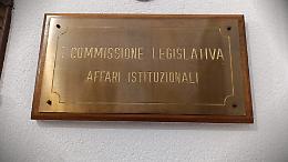 La maggioranza va sotto in commissione all'Ars: bocciato il parere sul Defr