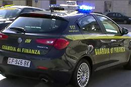 Alcamo, 12 lavoratori in nero scoperti in due ristoranti e il 100% degli stabilimenti balneari senza scontrini