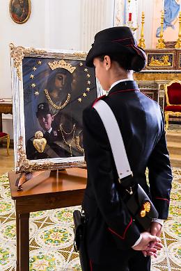 Villafranca Sicula accoglie la mostra fotografica sulla Virgo Fidelis e l&rsquo;Arma dei Carabinieri