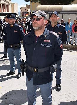 Donna rischia di morire dissanguata, agente Polfer fuori servizio la salva