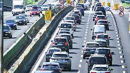 Esodo d'estate, Sicilia sotto osservazione speciale: Anas congela i cantieri su A19 e A29, weekend da bollino rosso