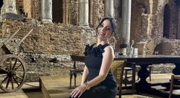  Il theremin di Lina Gervasi incanta Taormina: la magia della musica veste Dolce&Gabbana 