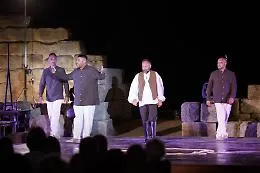 Il teatro che abbatte i confini: applausi per "Le Supplici" al Teatro Antico di Tindari