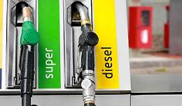  Stangata sulle autostrade siciliane: benzina a 2 euro e gasolio alle stelle, si spera nel governo e sulle accise mobili