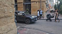 Via Atenea: due auto contromano in pieno giorno e la Ztl diventa un terno al lotto
